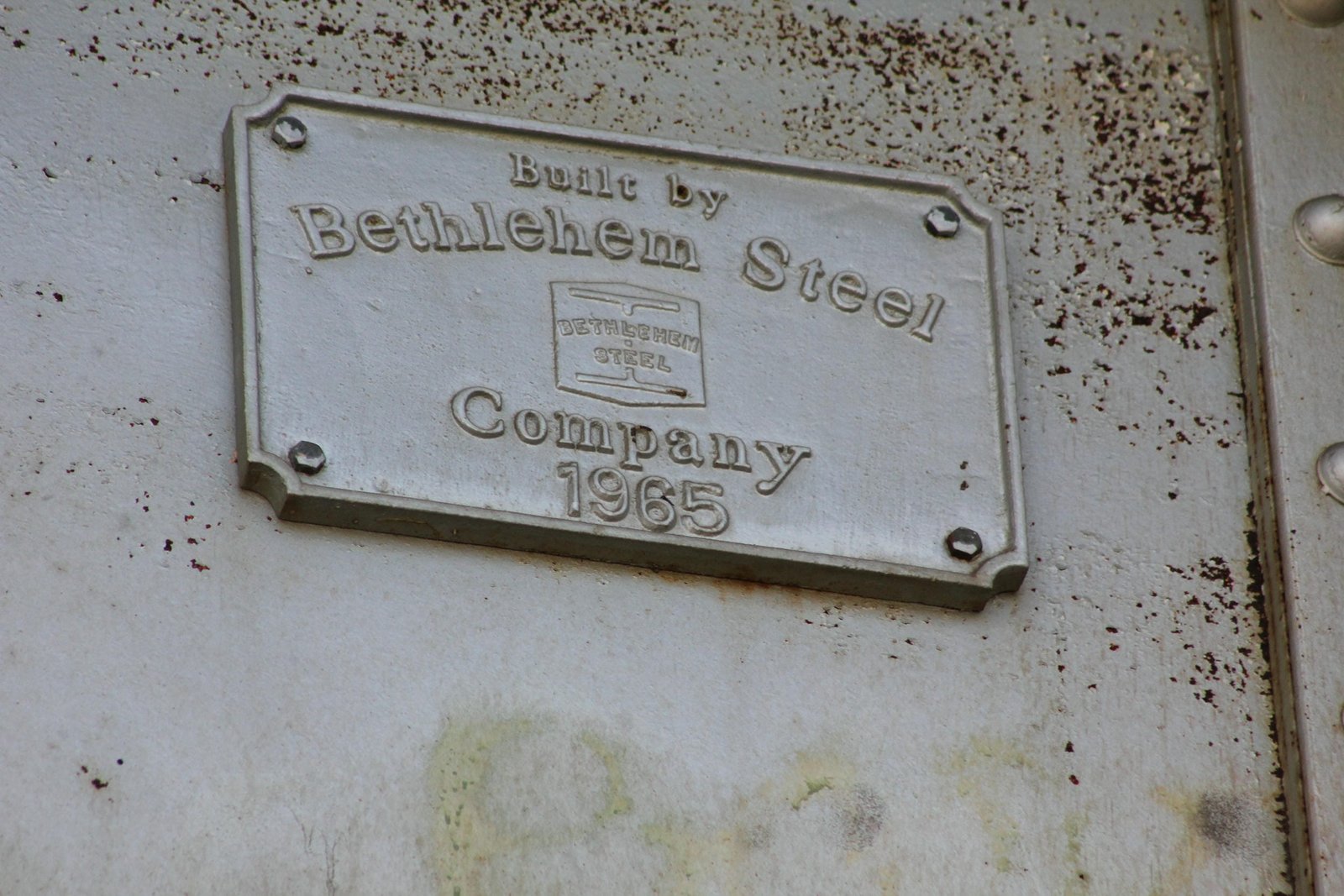 Plaque on west span